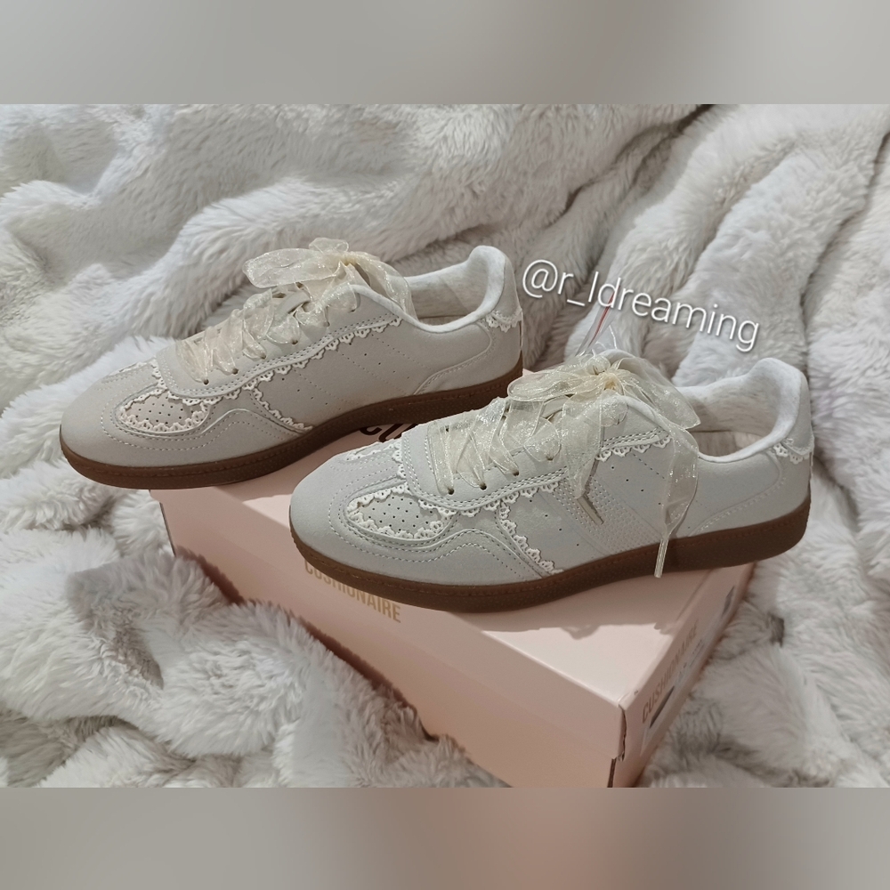 NIB Cushionaire Belinda Casual Sneakers Size 6.5W In Ivory W/ Extra Plain Laces - Picture 6 of 12